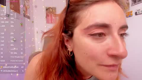 Snapshot of linda_giggle chatting on October 7, 2025, 3:53 pm Giggles  online show from October 7, 2025, 3:53 pm