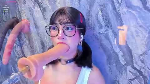 Snapshot of linda_sofi__ chatting on June 24, 2026, 7:46 pm linda_sofi__ online show from June 24, 2026, 7:46 pm