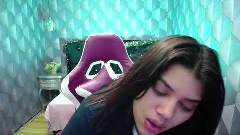    online show from January 5, 2025, 6:02 am