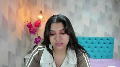 Snapshot of lindabreexlove chatting on June 22, 2026, 1:52 pm online show from June 22, 2026, 1:52 pm