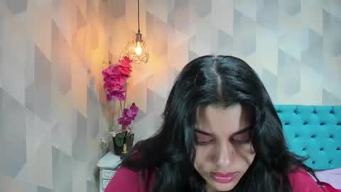 Snapshot of lindabreexlove chatting on July 17, 2026, 5:18 pm online show from July 17, 2026, 5:18 pm