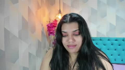 Snapshot of lindabreexlove chatting on July 18, 2026, 4:00 pm online show from July 18, 2026, 4:00 pm