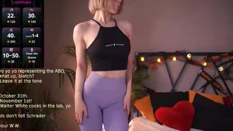 your Linda is back online show from October 28, 2025, 4:27 am