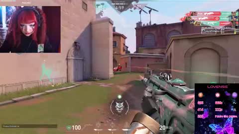 Snapshot of linddamortt chatting on January 17, 2026, 6:44 pm CatalinaANIDEA online show from January 17, 2026, 6:44 pm