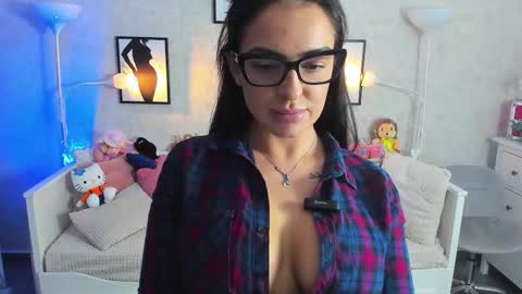 Alexandra online show from October 3, 2025, 11:51 am