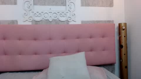 Snapshot of lindsey8 chatting on December 15, 2024, 10:39 am Lindsey online show from December 15, 2024, 10:39 am