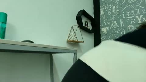 Snapshot of lindsey8 chatting on September 21, 2025, 11:56 am Lindsey online show from September 21, 2025, 11:56 am