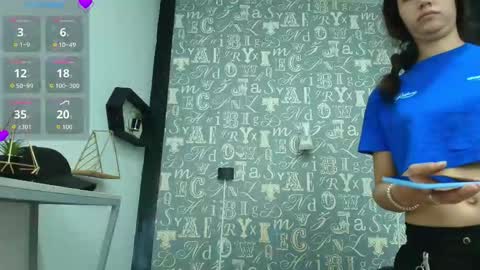 Snapshot of lindsey8 chatting on November 22, 2025, 12:04 pm Lindsey online show from November 22, 2025, 12:04 pm