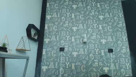 Snapshot of lindsey8 chatting on December 1, 2025, 12:10 pm Lindsey online show from December 1, 2025, 12:10 pm