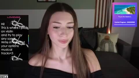 Snapshot of lindsey_mey chatting on July 22, 2026, 9:28 pm Lindsey online show from July 22, 2026, 9:28 pm