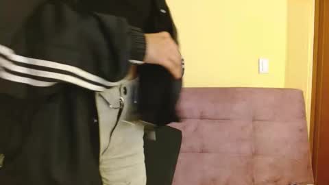 Snapshot of ling_ling24 chatting on March 8, 2025, 2:55 am ling ling24 online show from March 8, 2025, 2:55 am