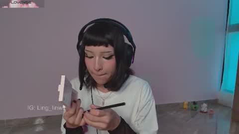 Snapshot of ling_meow chatting on July 16, 2026, 1:28 pm Ling online show from July 16, 2026, 1:28 pm