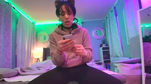 linuxgirlsudosu online show from March 9, 2025, 1:25 am