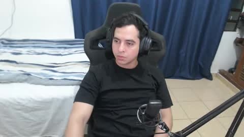 Snapshot of lionblake chatting on April 9, 2026, 9:04 am lionblake online show from April 9, 2026, 9:04 am