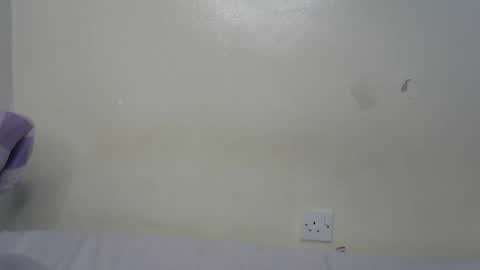 Snapshot of lionesss_ chatting on October 6, 2025, 7:28 am lionesss_ online show from October 6, 2025, 7:28 am