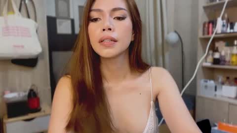 Snapshot of lioraeofophirxx chatting on March 4, 2026, 6:25 pm Liora of Ophir online show from March 4, 2026, 6:25 pm