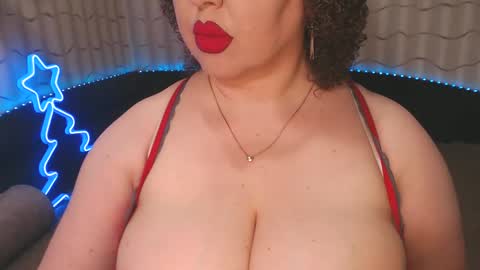 Snapshot of lipsaddiction chatting on December 25, 2024, 9:43 pm LIpsAddiction online show from December 25, 2024, 9:43 pm