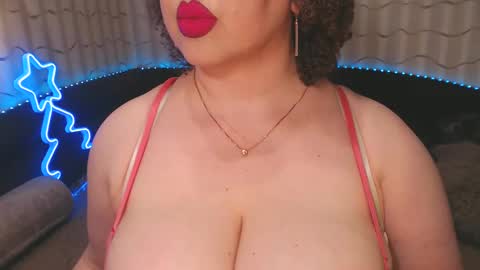 Snapshot of lipsaddiction chatting on December 29, 2024, 10:57 pm LIpsAddiction online show from December 29, 2024, 10:57 pm