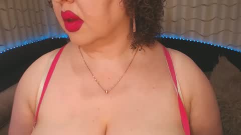 Snapshot of lipsaddiction chatting on January 15, 2025, 10:13 pm LIpsAddiction online show from January 15, 2025, 10:13 pm