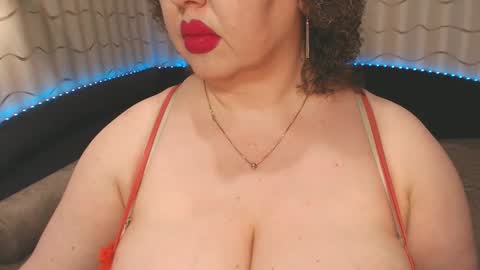 Snapshot of lipsaddiction chatting on February 26, 2025, 11:04 pm LIpsAddiction online show from February 26, 2025, 11:04 pm