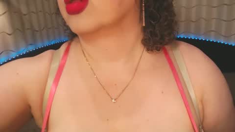 Snapshot of lipsaddiction chatting on February 28, 2025, 2:31 pm LIpsAddiction online show from February 28, 2025, 2:31 pm