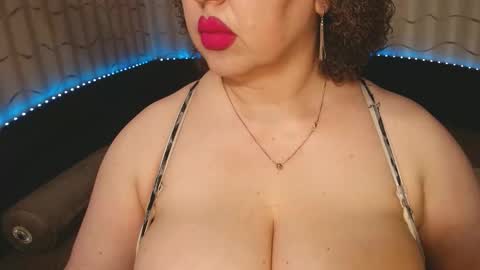 Snapshot of lipsaddiction chatting on October 22, 2025, 1:44 pm LIpsAddiction online show from October 22, 2025, 1:44 pm