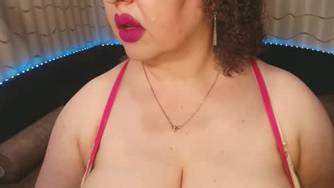 LIpsAddiction online show from February 11, 2026, 3:50 pm