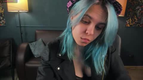 hello Ill be waiting for you during these hours tue 10am-5pm wed 3am-5pm thu 3am-5pm fri 3am-10am sat 10am-5pm sun 3am-1GMT online show from February 10, 2026, 3:21 am