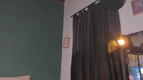 Snapshot of liry_kim chatting on May 8, 2026, 6:24 pm liry online show from May 8, 2026, 6:24 pm