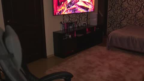 Snapshot of lis_silver chatting on October 30, 2025, 2:29 pm Lisa online show from October 30, 2025, 2:29 pm