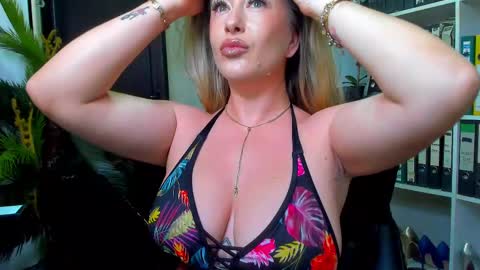 lisa online show from March 1, 2025, 5:09 am