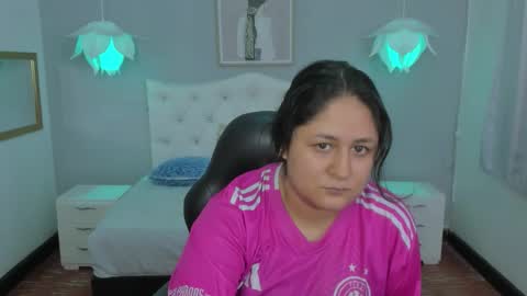 Lisa online show from November 20, 2025, 5:56 pm