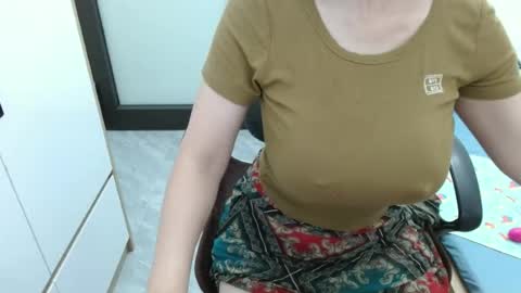 Snapshot of lisa_1011 chatting on July 2, 2026, 3:45 am lisa_1011 online show from July 2, 2026, 3:45 am