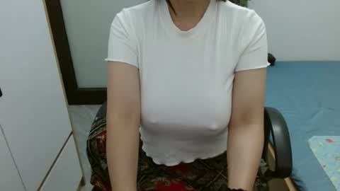 Snapshot of lisa_1011 chatting on July 12, 2026, 11:51 pm lisa_1011 online show from July 12, 2026, 11:51 pm