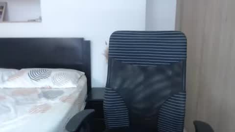 Snapshot of lisa_g07 chatting on January 25, 2025, 5:51 pm Lisa Santos online show from January 25, 2025, 5:51 pm