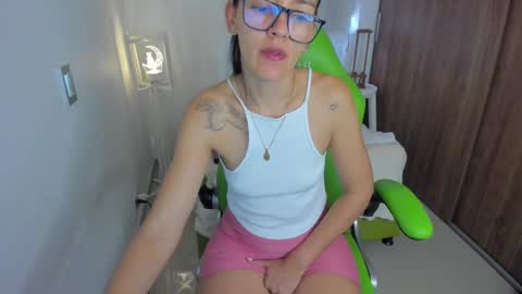 Lisa  online show from March 10, 2025, 3:30 pm