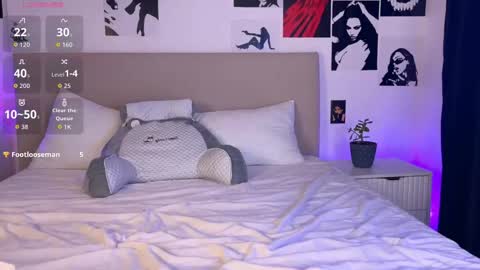 Snapshot of lisa_moons chatting on November 22, 2025, 3:55 pm lisa_moons online show from November 22, 2025, 3:55 pm