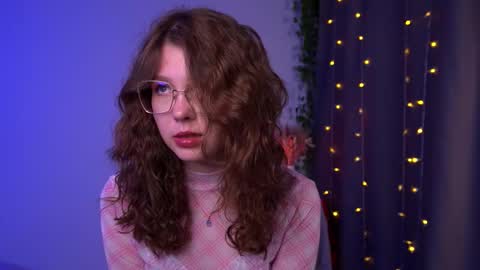  Lisa  online show from October 3, 2025, 10:18 pm