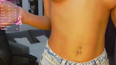 Snapshot of lisa_shultz chatting on November 8, 2025, 1:44 pm Lisa online show from November 8, 2025, 1:44 pm