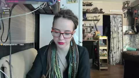 Snapshot of lisafoxy_y chatting on May 1, 2026, 6:18 am Lisa online show from May 1, 2026, 6:18 am
