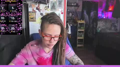 Snapshot of lisafoxy_y chatting on May 21, 2026, 6:42 am Lisa online show from May 21, 2026, 6:42 am