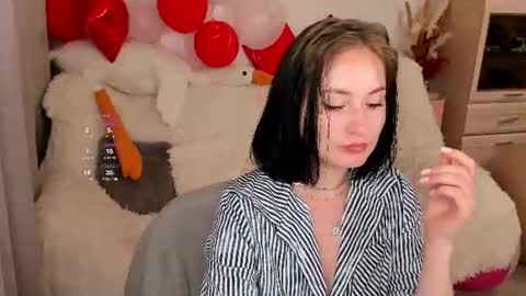 Snapshot of lisamooore chatting on July 2, 2026, 5:41 pm Lisa Moore online show from July 2, 2026, 5:41 pm