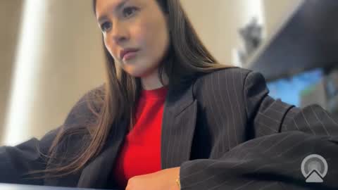 lisandriaaa online show from May 26, 2026, 1:18 pm