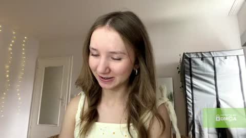 Snapshot of lisasmall chatting on July 4, 2026, 4:13 pm lisasmall online show from July 4, 2026, 4:13 pm