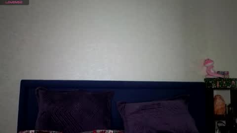 Snapshot of lisi4ka_basik33 chatting on September 30, 2025, 3:28 pm Kris Maks online show from September 30, 2025, 3:28 pm