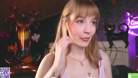 your Liza again. Next stream Dec. 1  at 2 or 3  GMT online show from October 24, 2025, 5:15 am