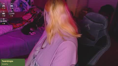 Lissa online show from April 21, 2026, 4:12 pm