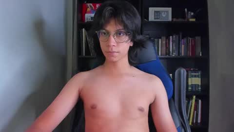 Literateboy online show from October 20, 2025, 12:33 am