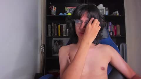 Literateboy online show from December 18, 2025, 2:06 am