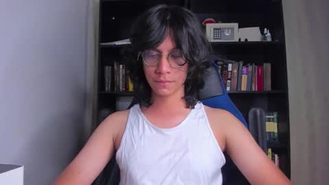 Literateboy online show from December 23, 2025, 1:36 am